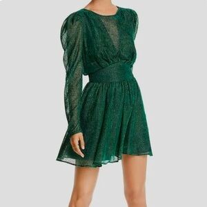 LINI green holiday dress 💚